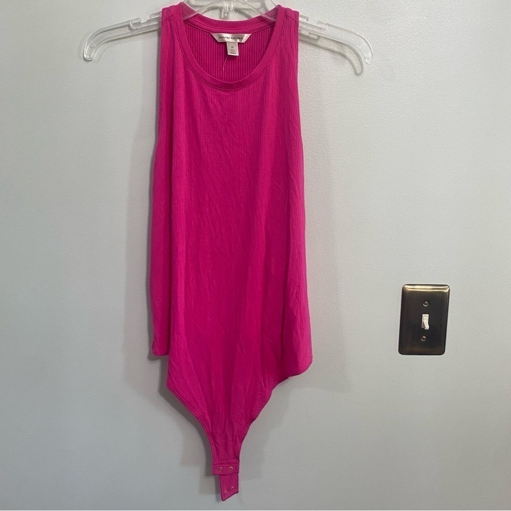 Banana Republic pink ribbed racerback bodysuit XL